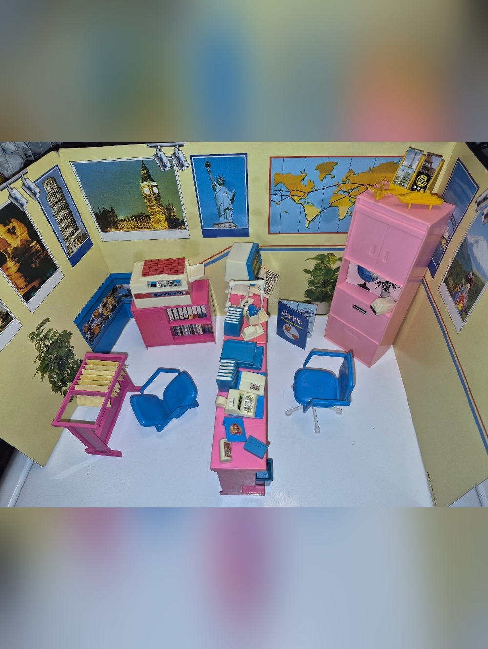 Vintage 1986 Barbie Travel Agent Playset – Almost Complete! ✈️🌍💼